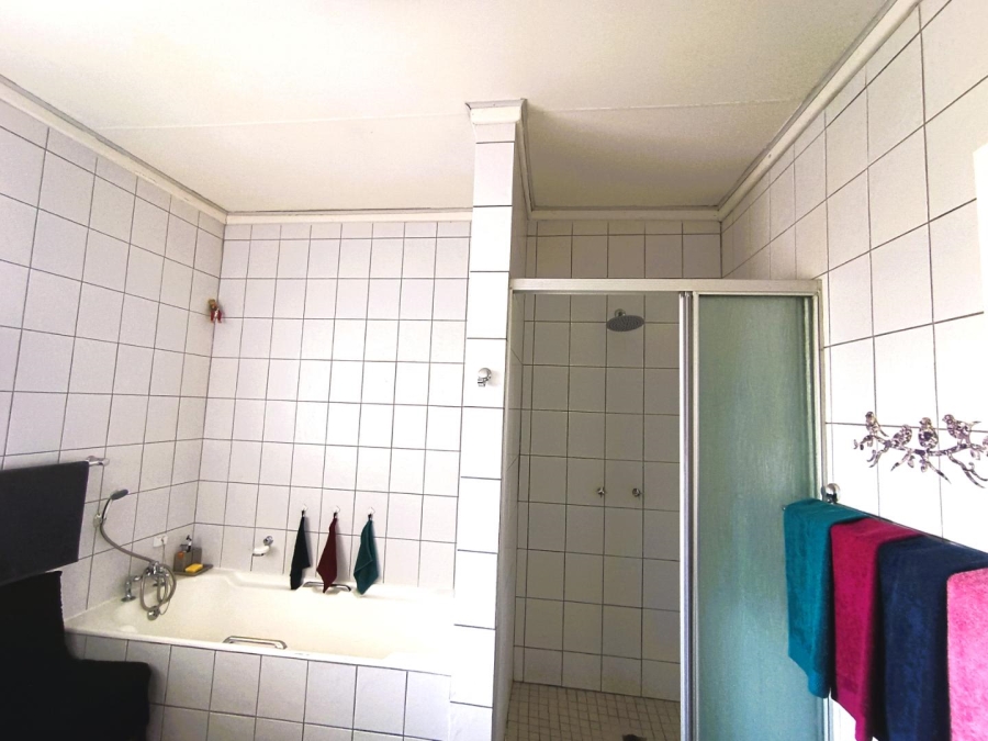 5 Bedroom Property for Sale in Hospitaalpark Free State